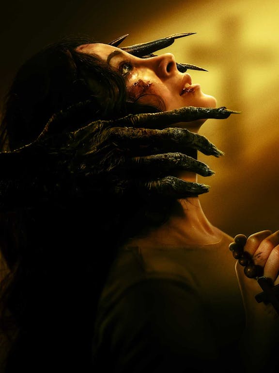 Watch Rosario on STARZ